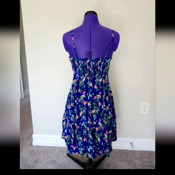 Old Navy Blue Floral Print Spaghetti Straps Summer Mini Dress Sz SM Petite NWOT - Picture 2 of 7